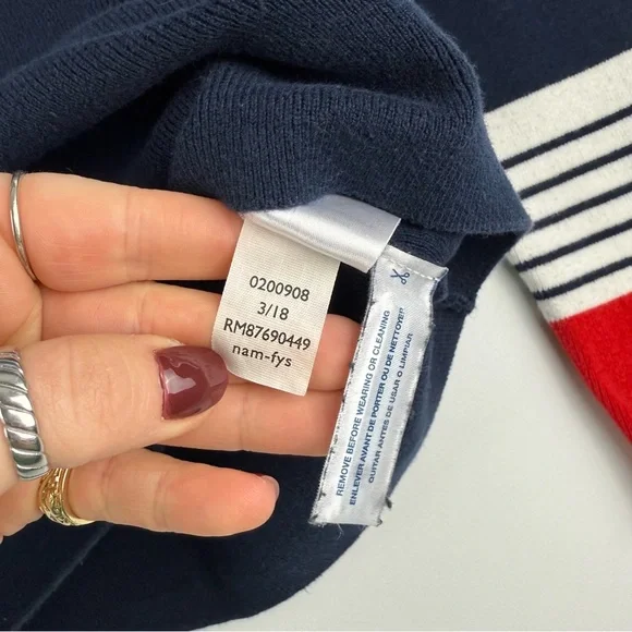 Tommy Hilfiger Women’s Sweater – Size Large - Picture 6 of 8